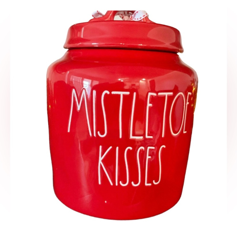 NEW Rae Dunn Christmas Mistletoe kisses chubby canister cookie jar - Picture 4 of 9